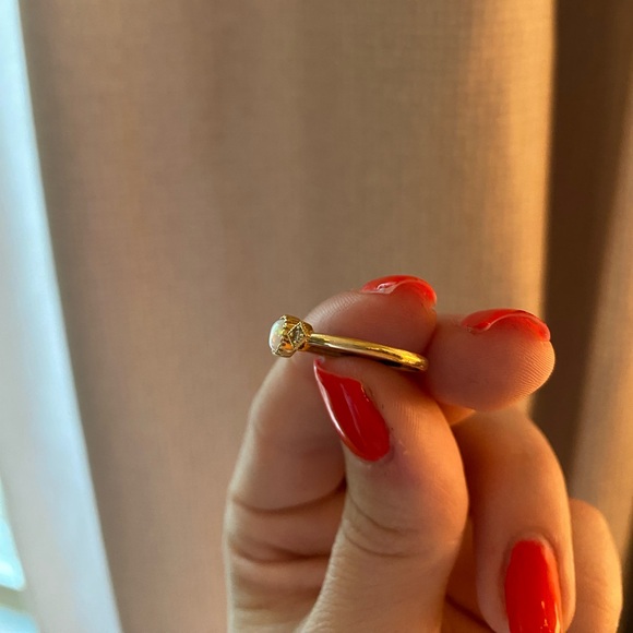 Mother of Pearl 14k Gold Ring / Size 6 - Picture 5 of 8